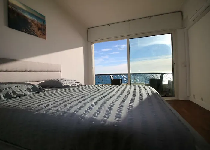 Promenade Des Vue *